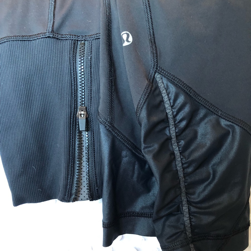 Set of 2 pairs Lululemon leggings (2)